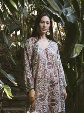 Load image into Gallery viewer, Pandora's Box Martha's Vineyard