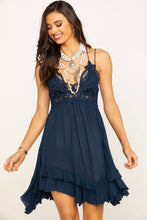 Load image into Gallery viewer, Pandora's Box Martha's Vineyard