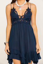 Load image into Gallery viewer, Shop Dresses at Pandora's Box Martha's Vineyard