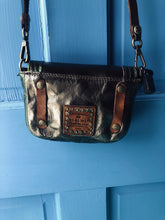 Load image into Gallery viewer, Tracolla Laminto Small Crossbody Bag