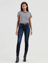 Load image into Gallery viewer, Pandora's Box Martha's Vineyard