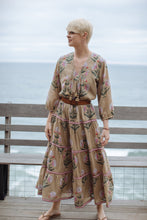 Load image into Gallery viewer, pandora's box menemsha