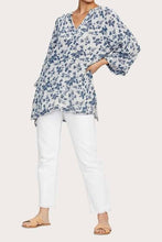 Load image into Gallery viewer, Menemsha Beach Sunset Martha's Vineyard