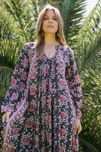 Load image into Gallery viewer, Shop Dresses at Pandora's Box Martha's Vineyard