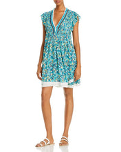 Load image into Gallery viewer, Pandora's Box MV Boutiuqe Martha's Vineyard